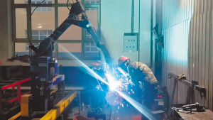 开年即开工 跑出"加速度"_新浪财经_新浪网