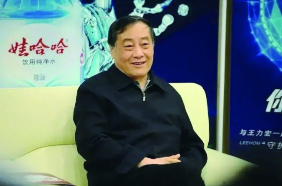 与法同行:企业家宗庆后的护企往事