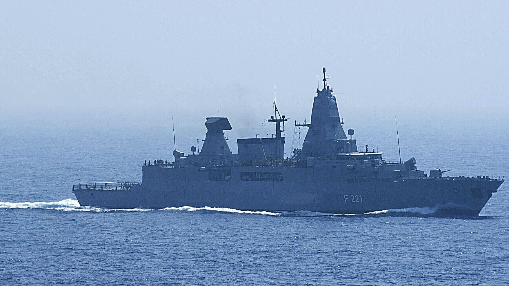 （资料图）德国海军“萨克森”级护卫舰F221“黑森”号 图片来源：社交媒体