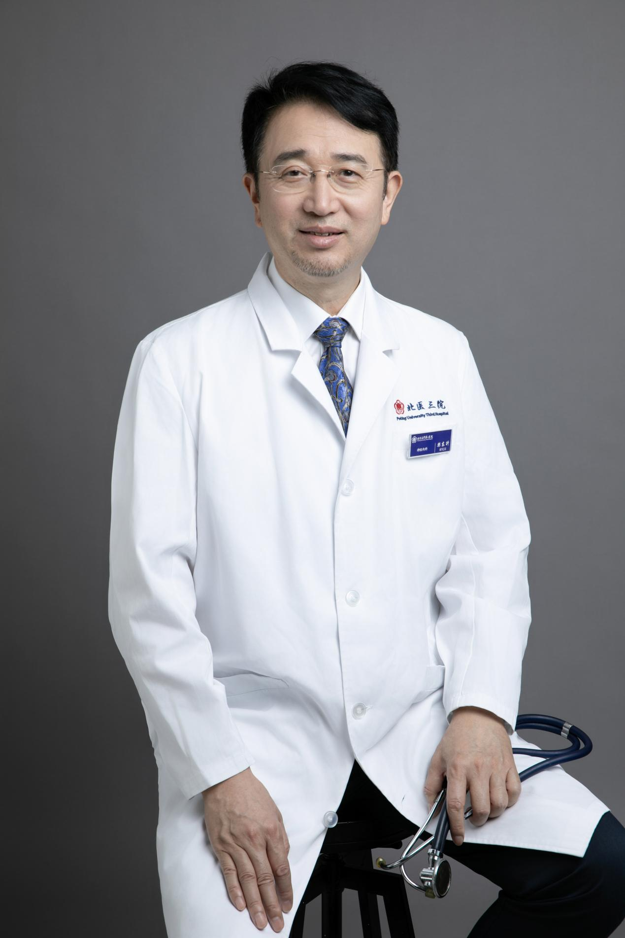 对话蔡磊主治医生 | 北医三院神经科主任樊东升:钦佩蔡磊,但不希望