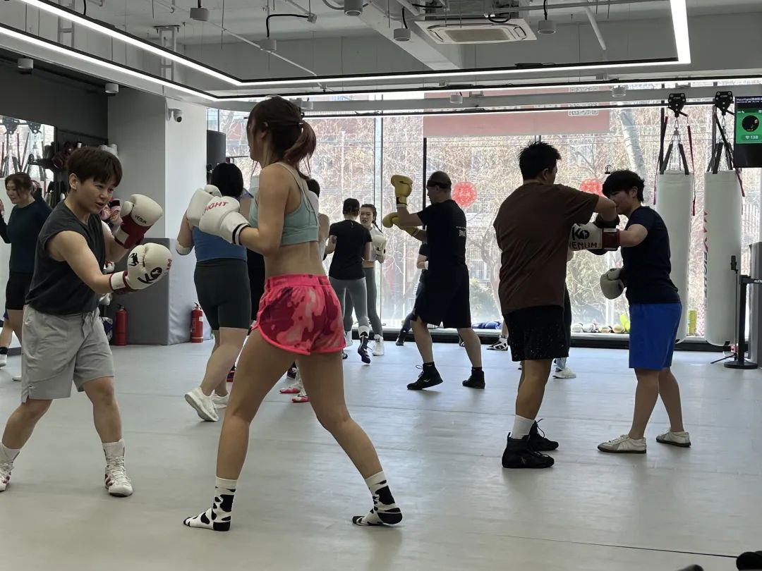 让贾玲瘦了100斤”的拳击生意，为什么钱这么难挣？