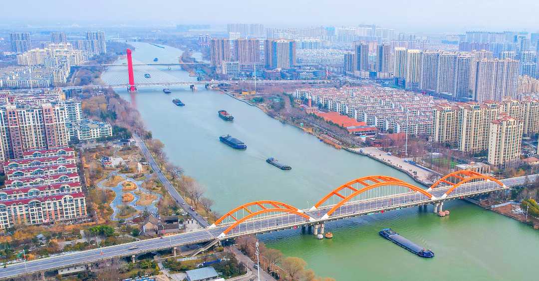 京杭大运河运输忙