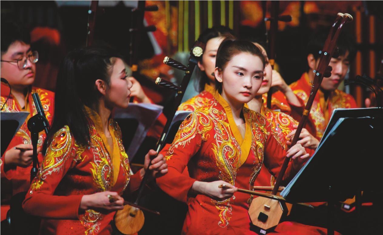 2月23日,24日,由辽宁歌舞团(辽宁民族乐团)精心打造的"跨越——2024