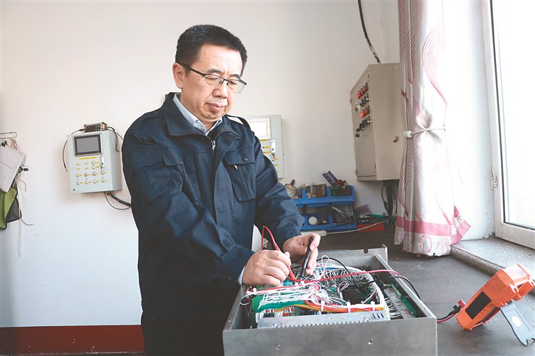 许晓林:为解决老煤矿发展难题建言献策|全国人大代表_新浪财经_新浪网