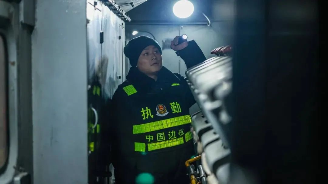 nia警像|警察_新浪财经_新浪网