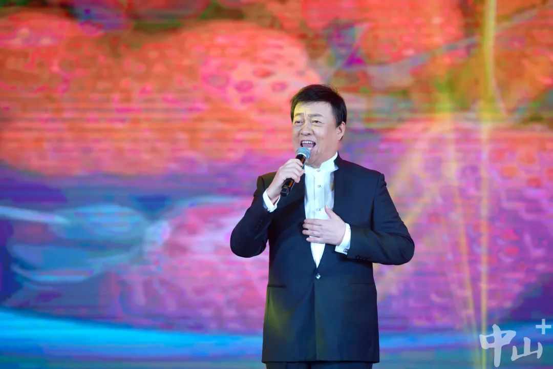 中国音协"金钟之星"艺术团赴中山慰问演出|中山市_新浪财经_新浪网