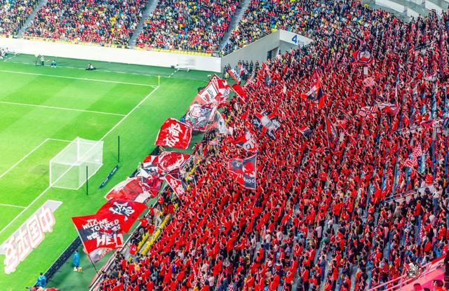 回来了,一场足球与城市的双向奔赴又开始了|足球_新浪财经_新浪网