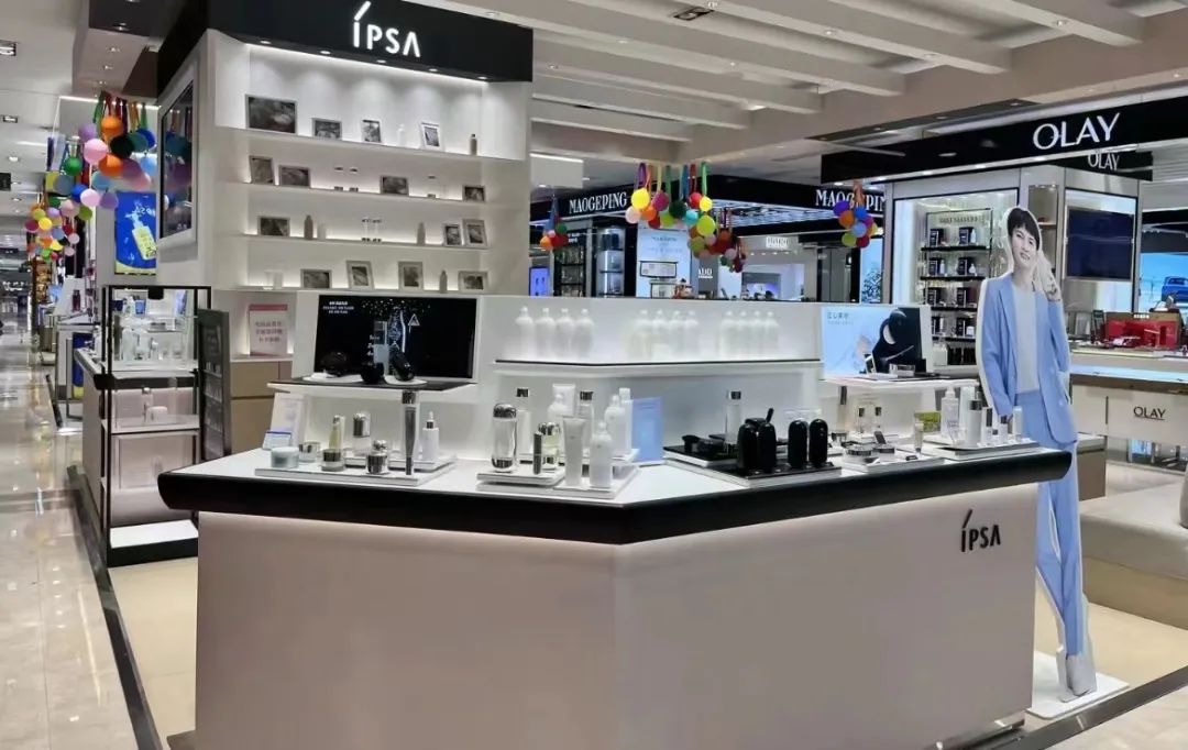 旗下的高端护肤品牌,2004年8月正式进入中国市场,曾开出94家专柜