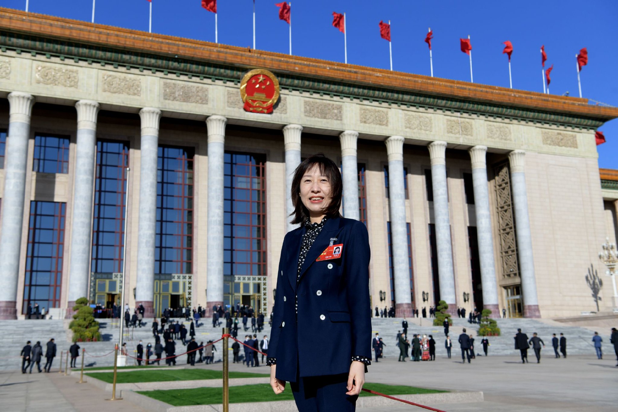 全国人大代表周燕芳：建议加大财税支持力度，推进商业医疗险发展