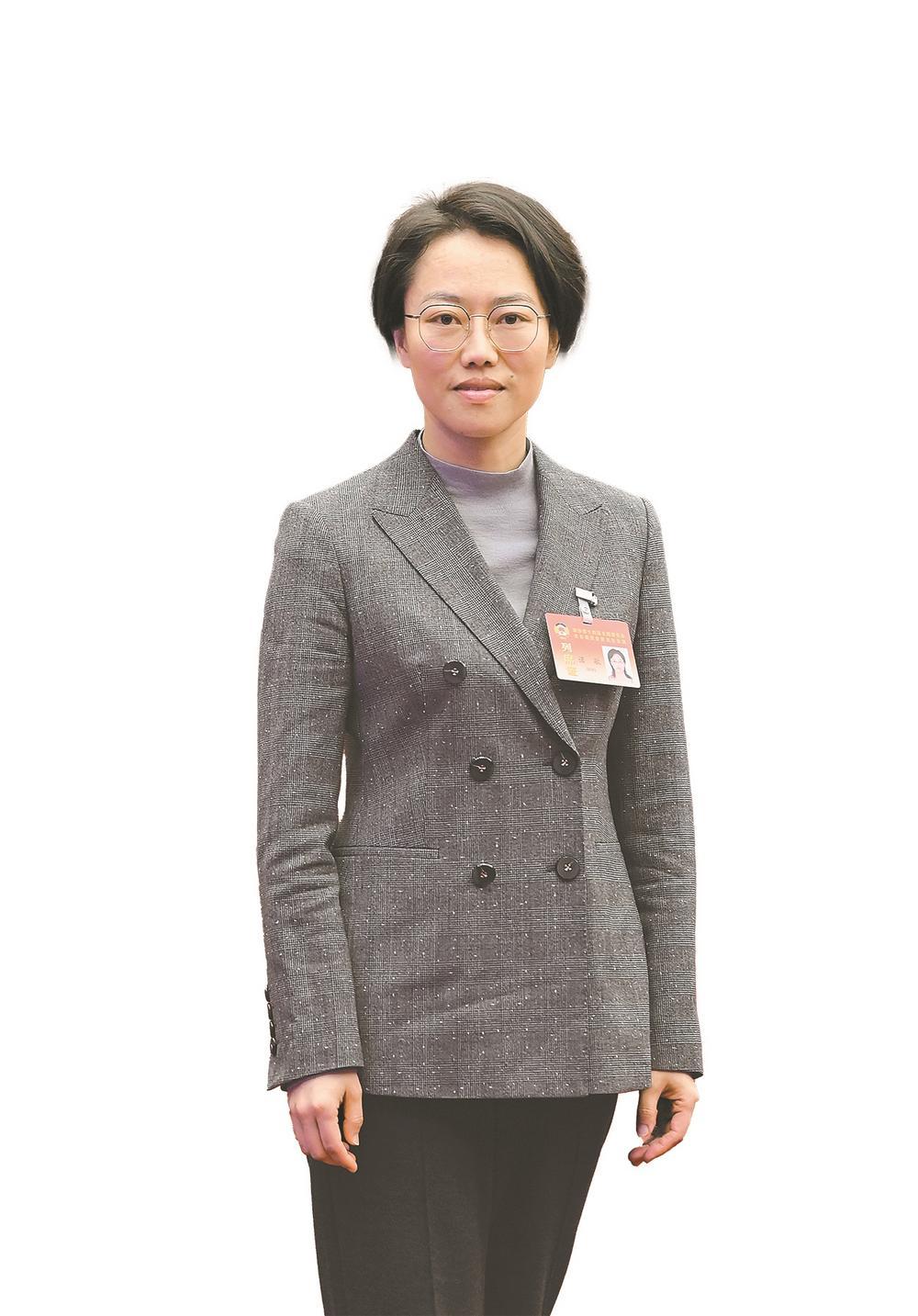 获奖感言■ 诺敏委员:此次能够获得全国政协委员优秀履职奖,倍感荣幸