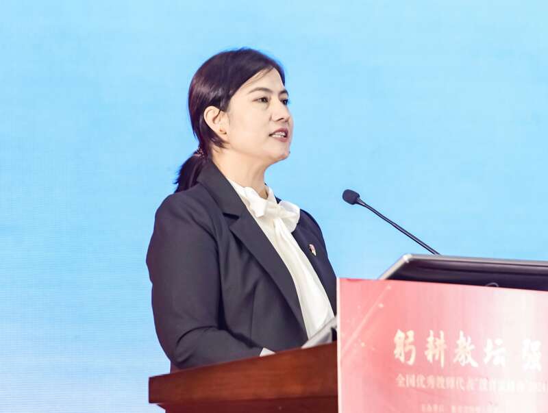 全国优秀教师"教育家精神"2024年巡回宣讲活动走进广东|教育家_新浪