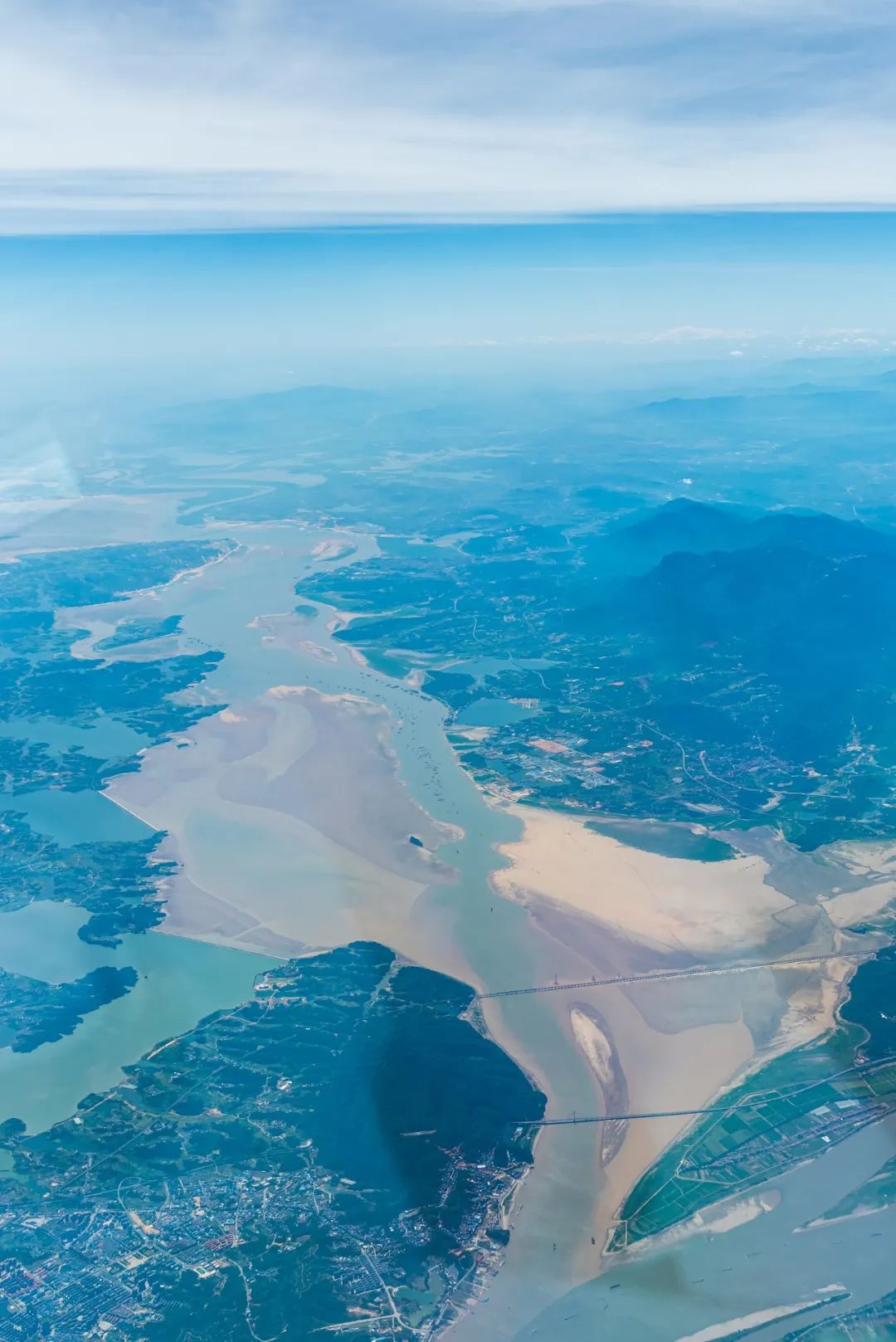 长江交汇处也许是因为与长江一脉相连,原本就有着悠久稻作历史的江西