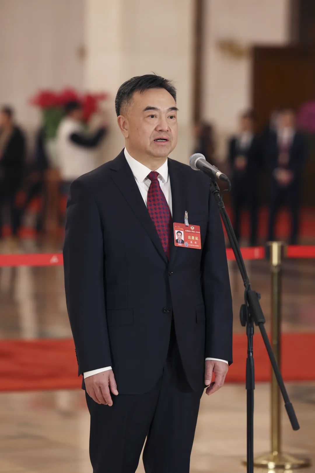 新华社记者 金立旺 摄"近年来,我非常明显地感受到,全社会对重大疾病