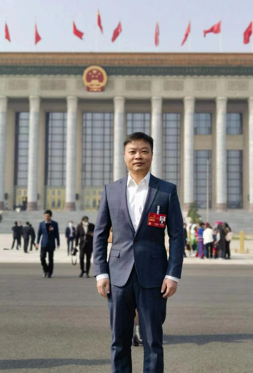 21世纪经济报道记者获悉,全国人大代表,小鹏汽车董事长,ceo何小鹏今年