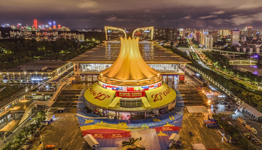 东盟连续4年成为我国最大贸易伙伴,委员建议推进单边开放 | 上海之声