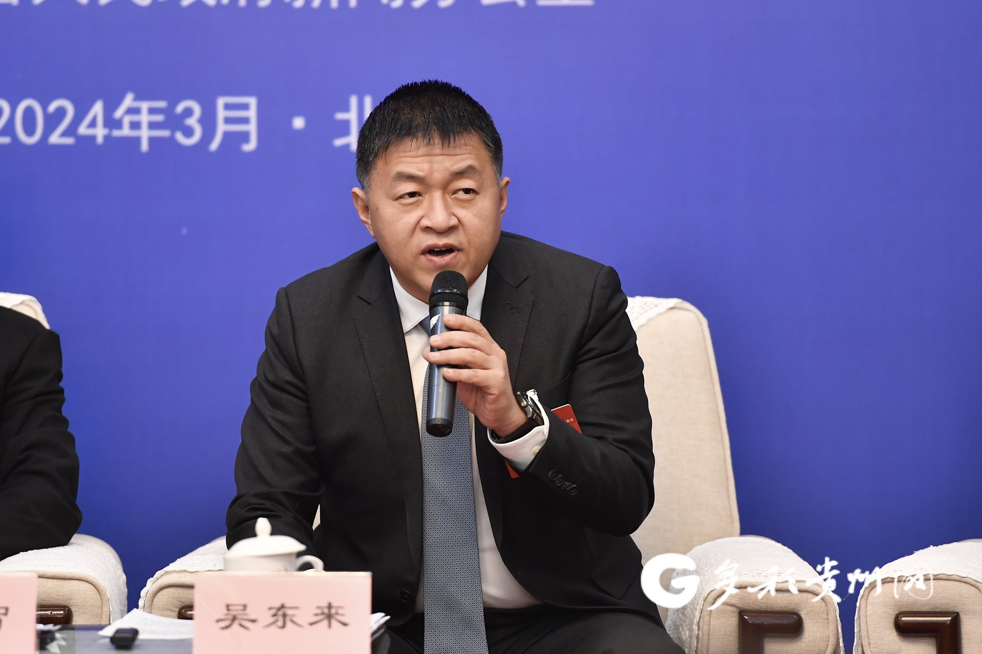 全国人大代表,毕节市委副书记,市长 吴东来