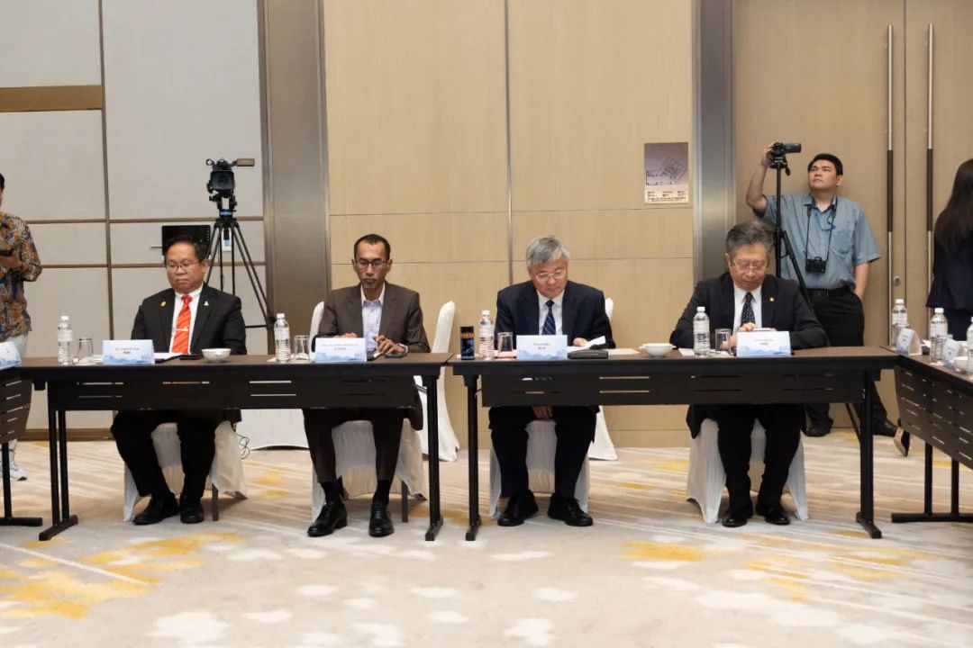 2024年3月5日,海南省委常委,三亚市委书记周红波出席"马来西亚-海南