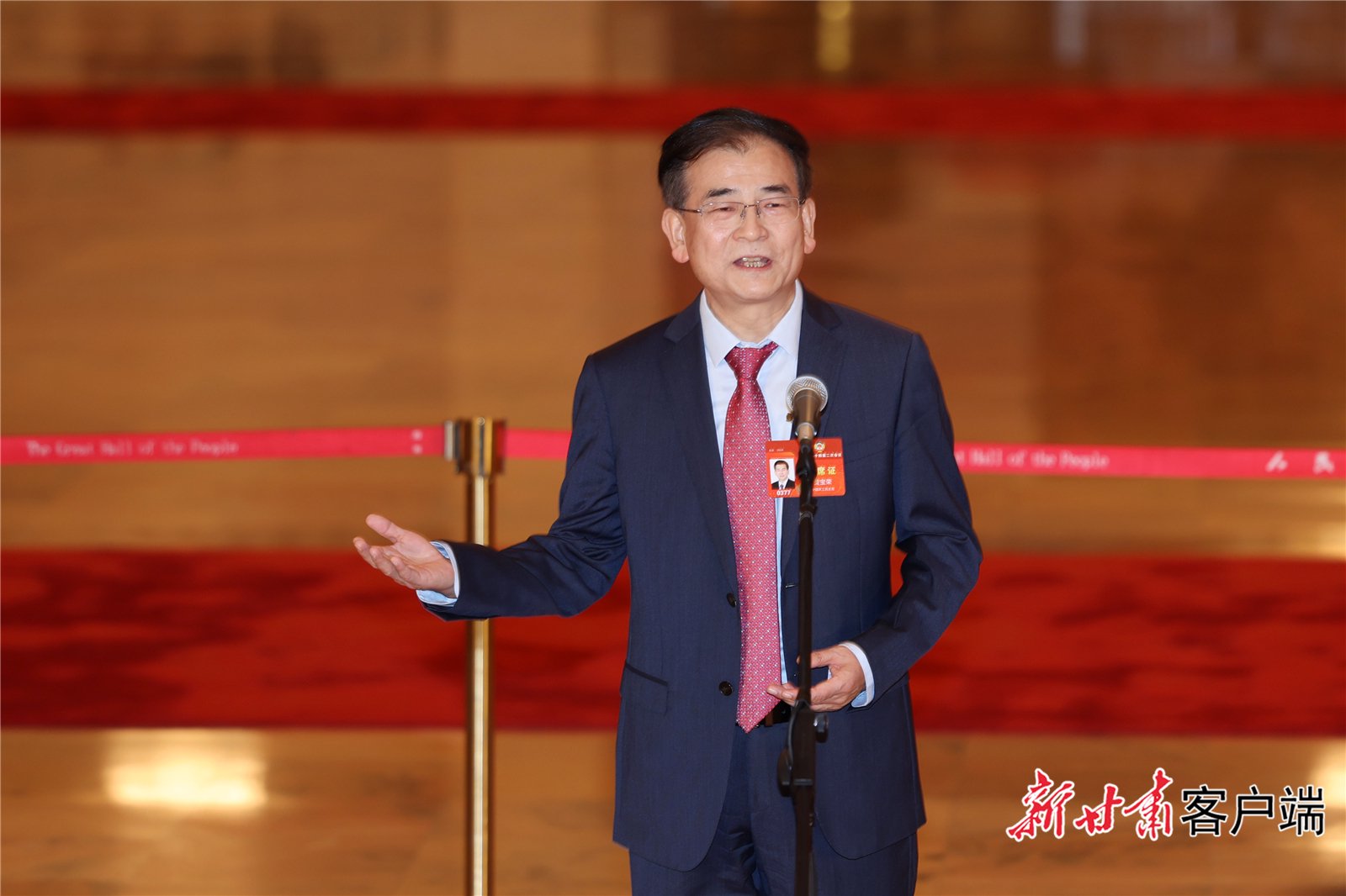 住甘全国政协委员黄宝荣走上"委员通道"——如意甘肃,搭上了中国式