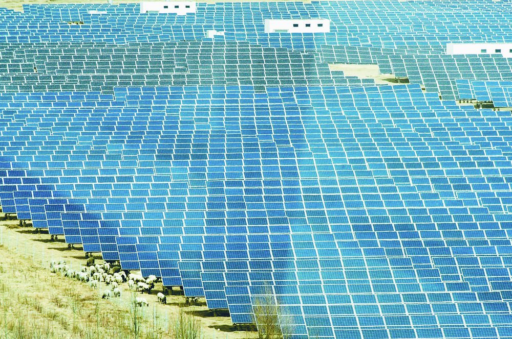 AC米兰官网-新春走基层）广西春节假期新能源汽车单日充电量创新高 绿色出行保障有力