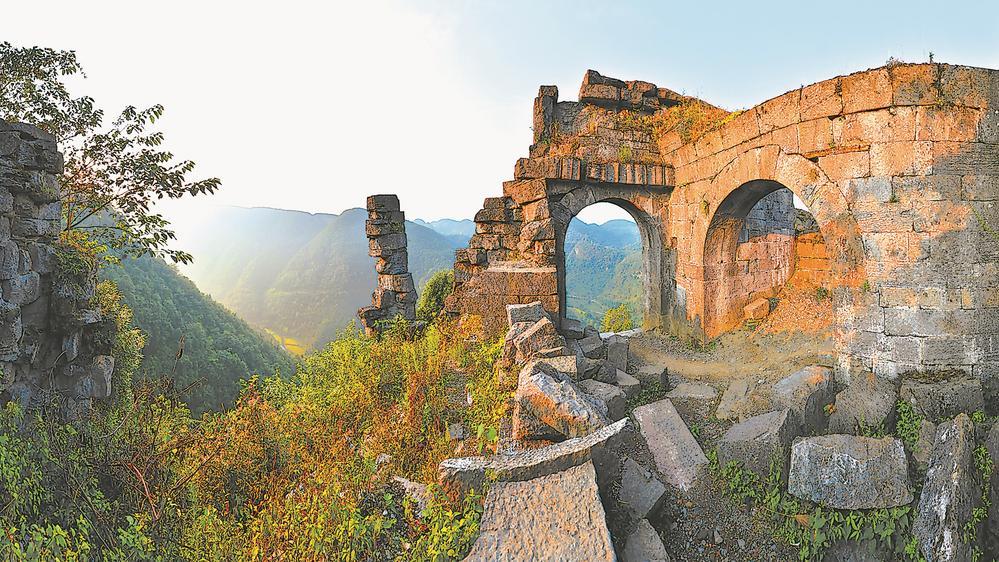 世界文化遗产项目海龙屯遗址 胡志刚 摄