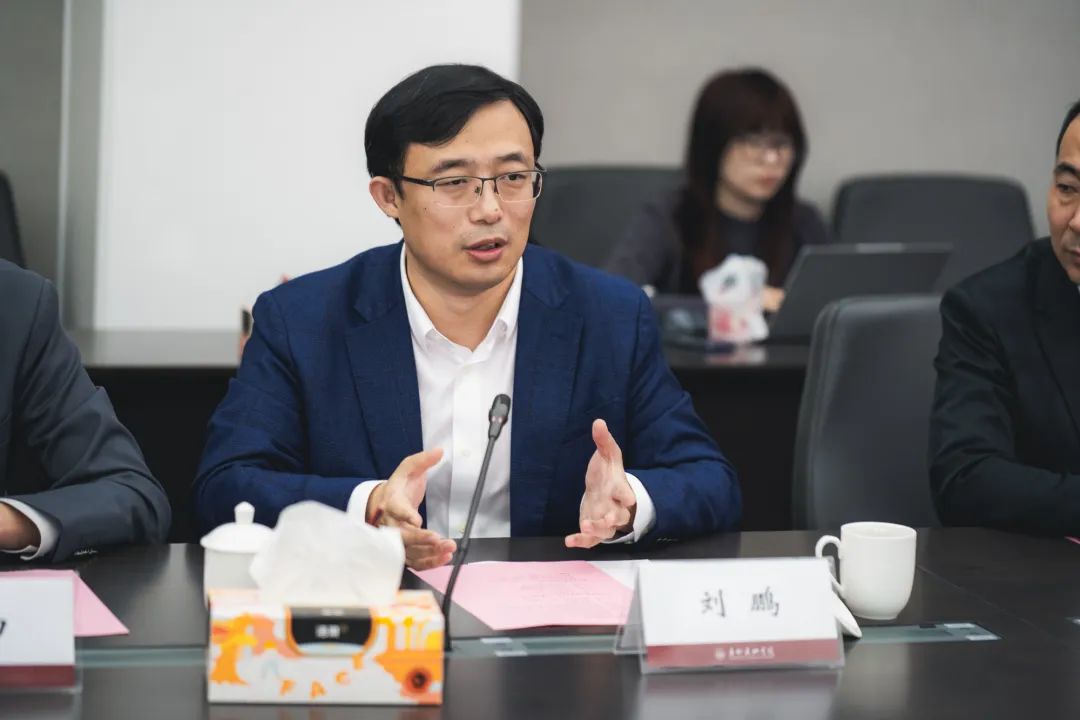 宋书记表示,上次去中顺洁柔集团交流,留下了深刻印象,也十分感谢广美