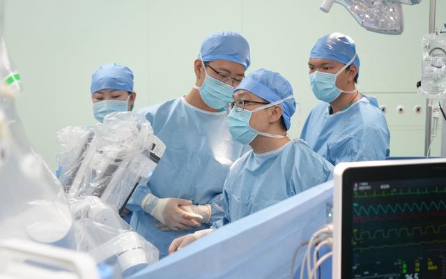 包含北京大学人民医院外籍患者就诊指南黄牛联系方式的词条