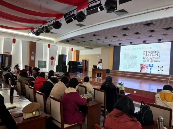 秦皇岛花式主题活动喜迎"三八"妇女节