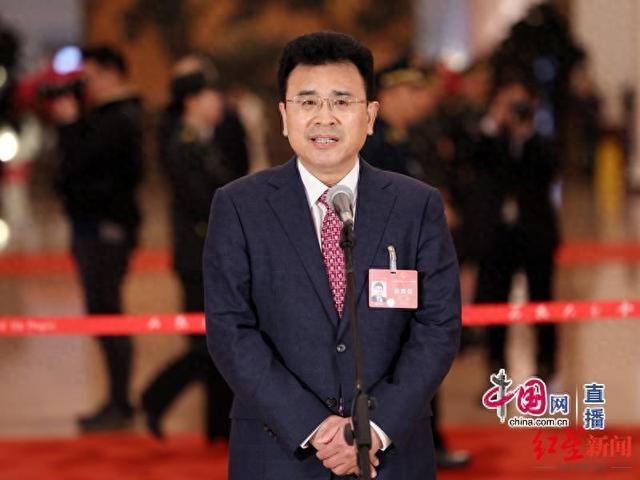 代表通道|陈军院士:未来要让电动汽车充一次电,可跑1000公里以上_新浪