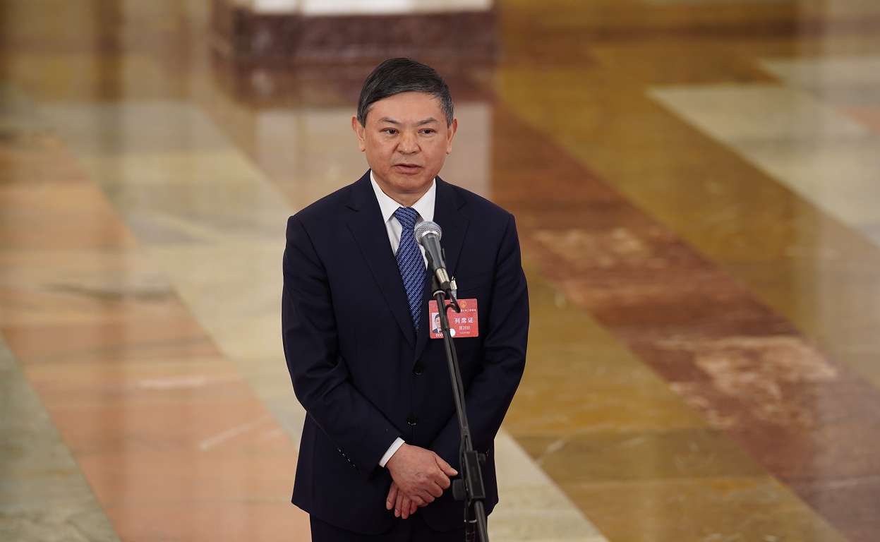 生态环境部部长:2023年空气质量保持稳中向好态势|生态环境部_新浪财