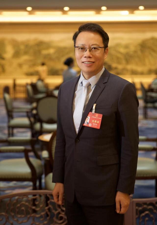 全国人大代表,湘潭市市长胡贺波:政策前瞻发力,努力走在市场前面