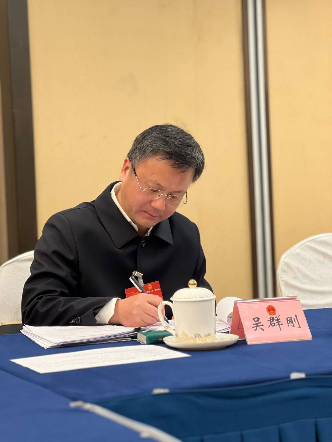 全国人大代表吴群刚:健全完善氢作为能源管理制度体系|吴群刚_新浪