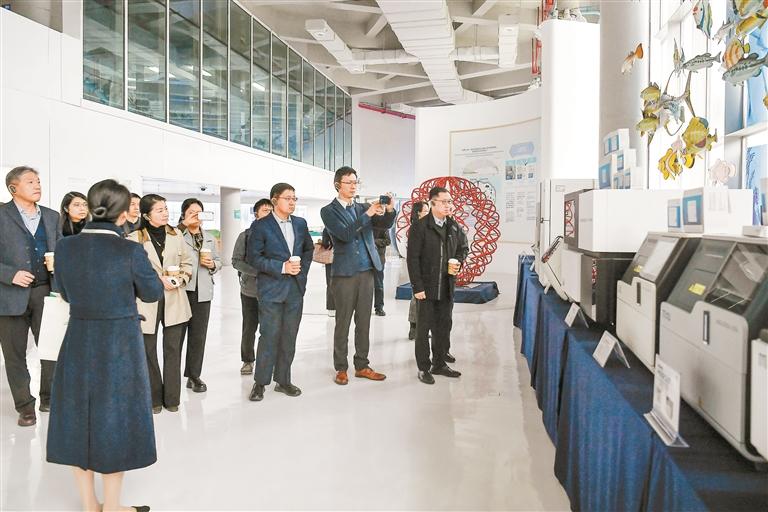 深圳特区报记者 胡蕾 摄深圳新闻网2024年3月9日讯(深圳特区报记者 杨