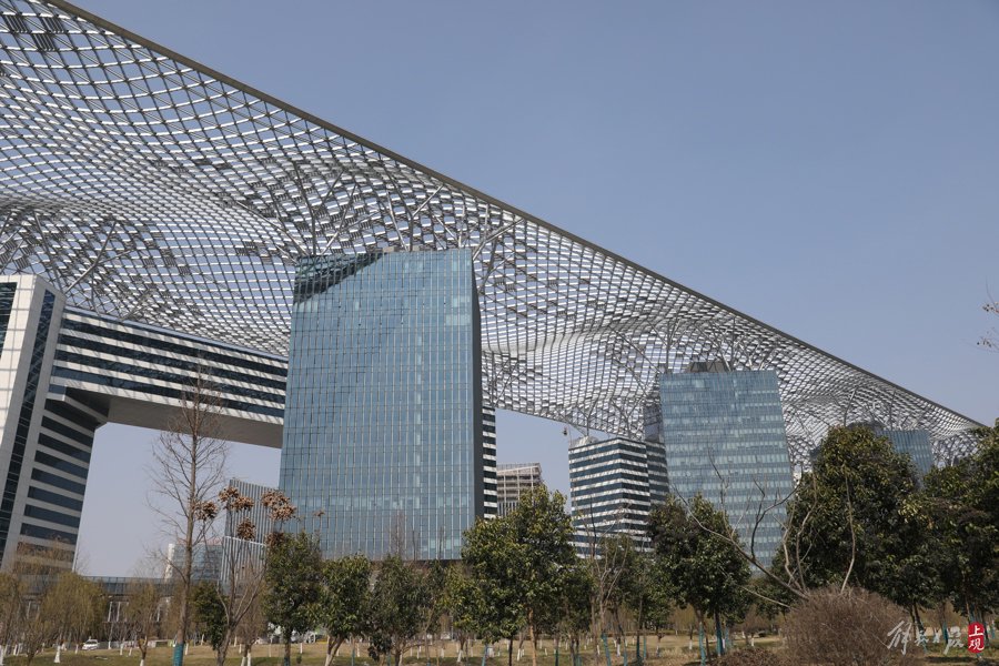 上海松江g60科创云廊1.5公里超级"云顶"初现_新浪财经_新浪网
