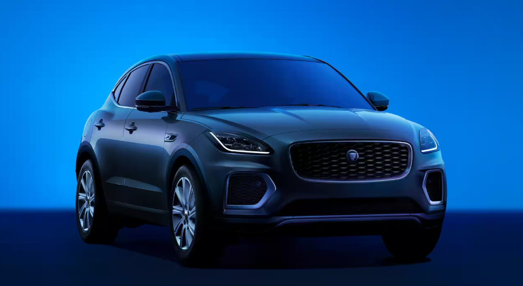 飒性绽放"她力量" 全新捷豹e-pace致敬每一个她|捷豹e-pace_新浪财经