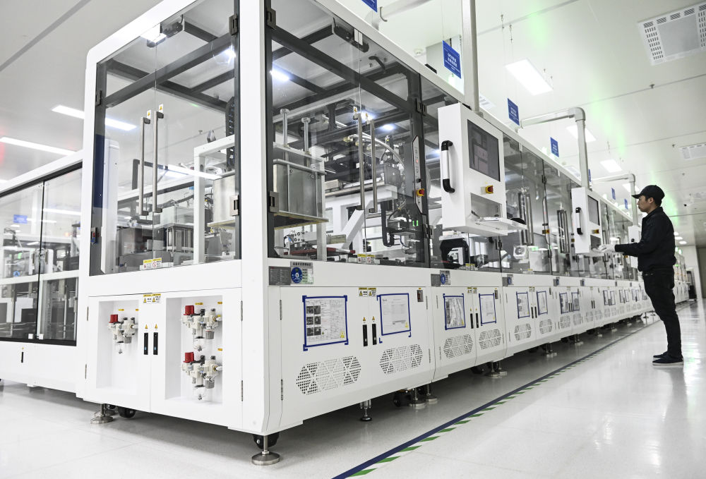 无锡车联天下信息技术有限公司智能网联汽车座舱域控制器自动化生产线