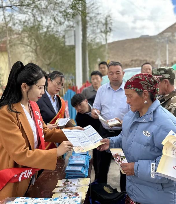青春西部行 | 奔赴边疆 书写担当|志愿者_新浪财经_新浪网