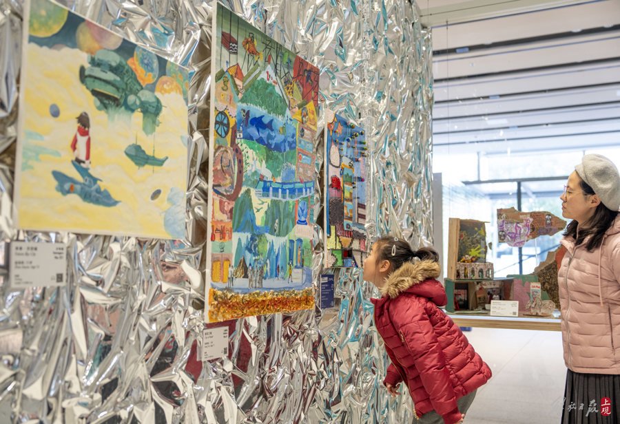 青少年艺术作品展现未来城市之美,走进城市公共空间巡展|美术馆_新浪