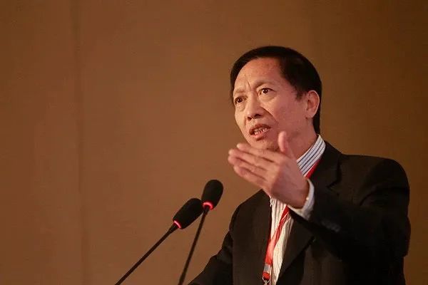 许成钢:中国经济增长和转型_新浪财经_新浪网