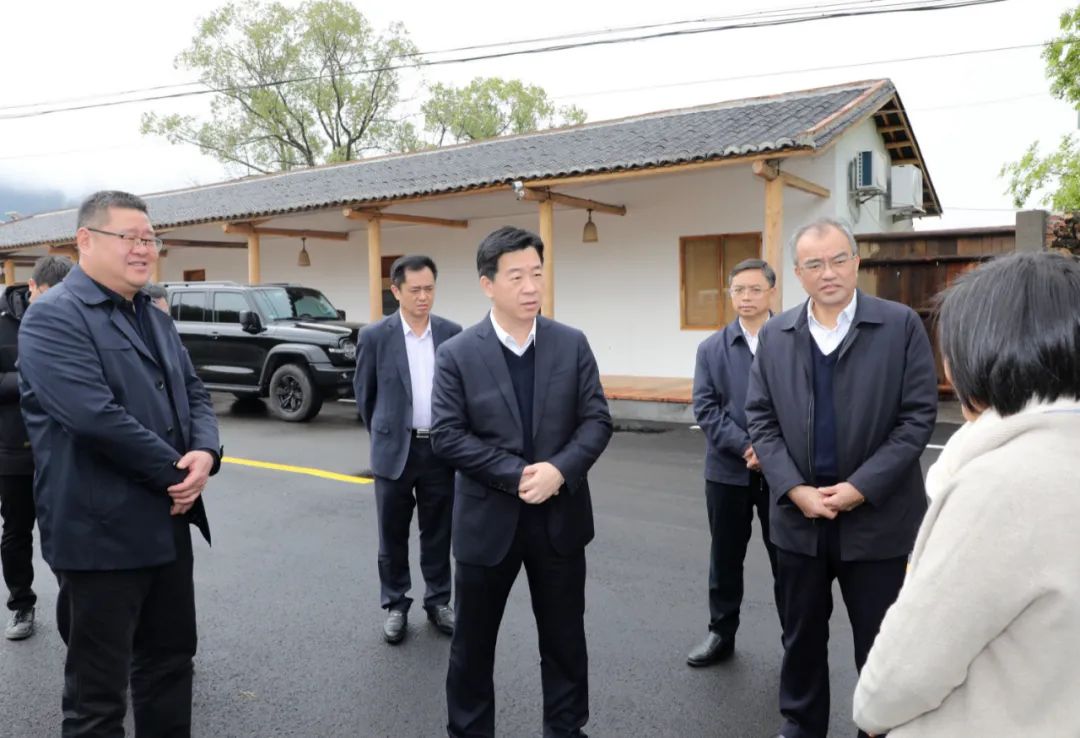 3月11日,市委书记陈少荣到翁源县督导"百千万工程"推进工作,强调要对"