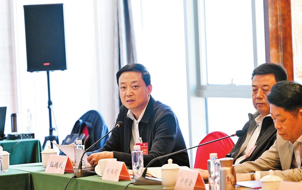 全国政协委员阮鸿献:集智献策助力健康事业|云南省_新浪财经_新浪网