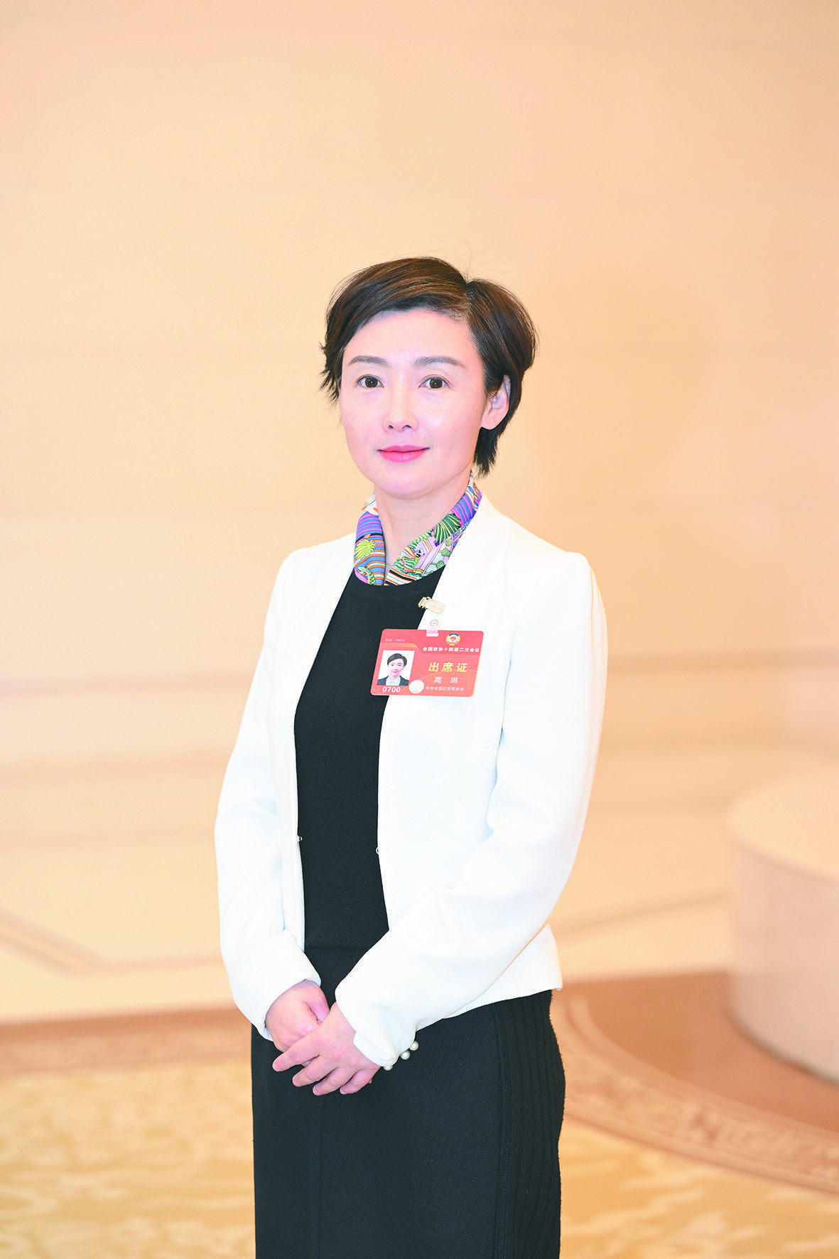 高琳全国政协委员,民进重庆市委会副主委,渝中区政府副区长高琳在调研
