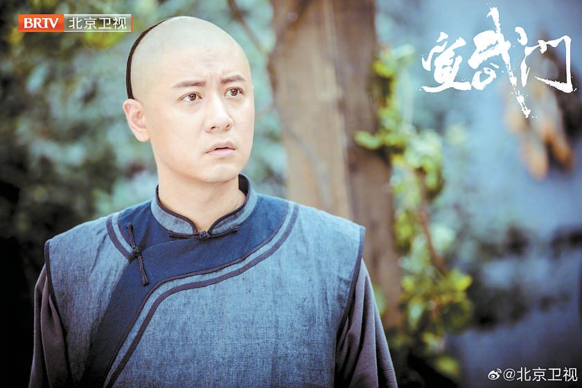 电视剧《宣武门》正在北京卫视播出,这部史诗巨制拍摄于2017年,积压多