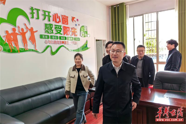 汉寿县领导李辉调研南岳路小学"家校共育"活动开展情况_新浪财经_新浪