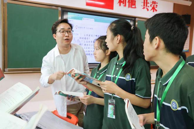 藤信少年,逐梦起航|西安藤信学校2024年秋季招生_新浪财经_新浪网