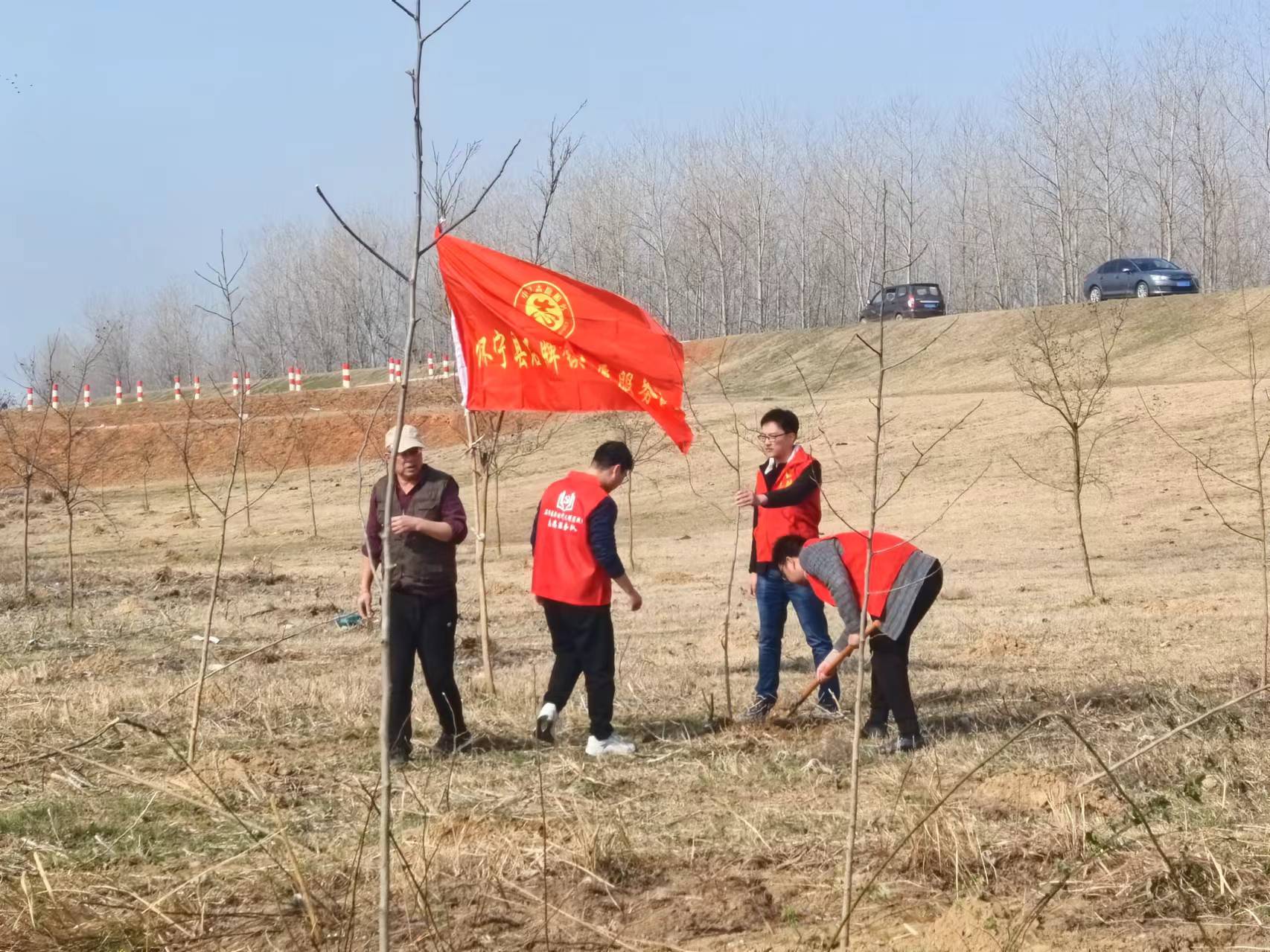 3月12日上午,怀宁县石牌镇新时代文明实践所联合团委,妇联,退役军人
