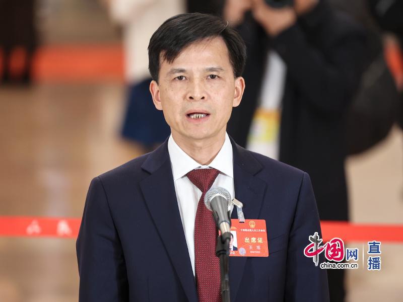 代表通道雅礼中学校长王旭谈教育焦虑孩子没有差距只有差异