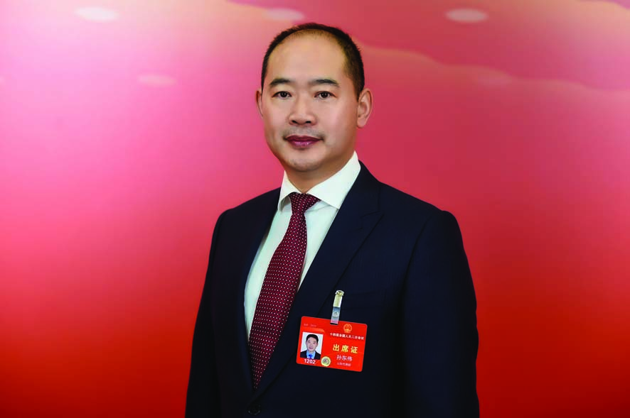 全国人大代表孙东伟: 在新疆发展花生产业 建立我国油料作物安全屏障