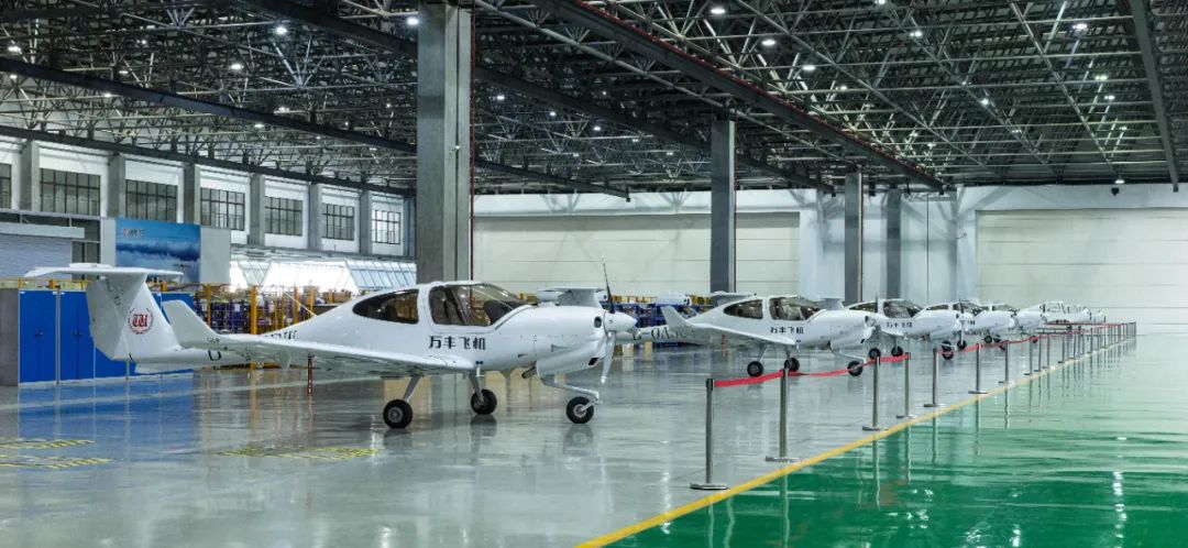目前万丰持有8个基本型,18款机型和4款发动机的全部知识产权,电动通航