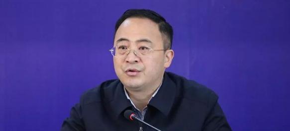 巧家县委副书记,县长,昭通市民政局局长,昭通市委教育工委书记,市教育