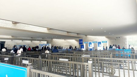 天壇醫院"醫院黃牛掛號用身份證嗎",的簡單介紹